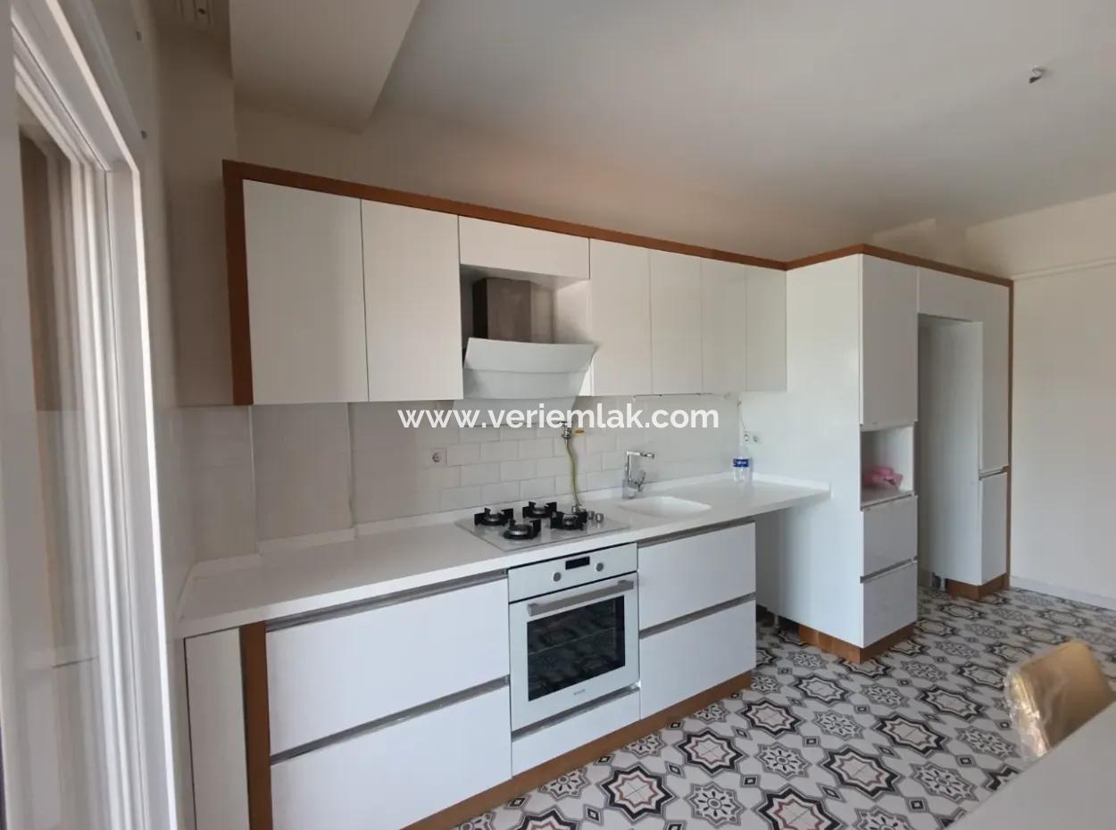 Spacious Apartment On The Main Road Of Seferihisar Izmir, Specially Planned For Parents, Free Of Cost
