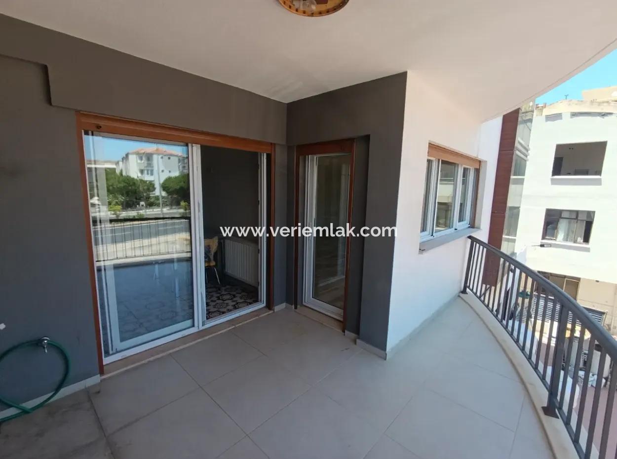 Spacious Apartment On The Main Road Of Seferihisar Izmir, Specially Planned For Parents, Free Of Cost