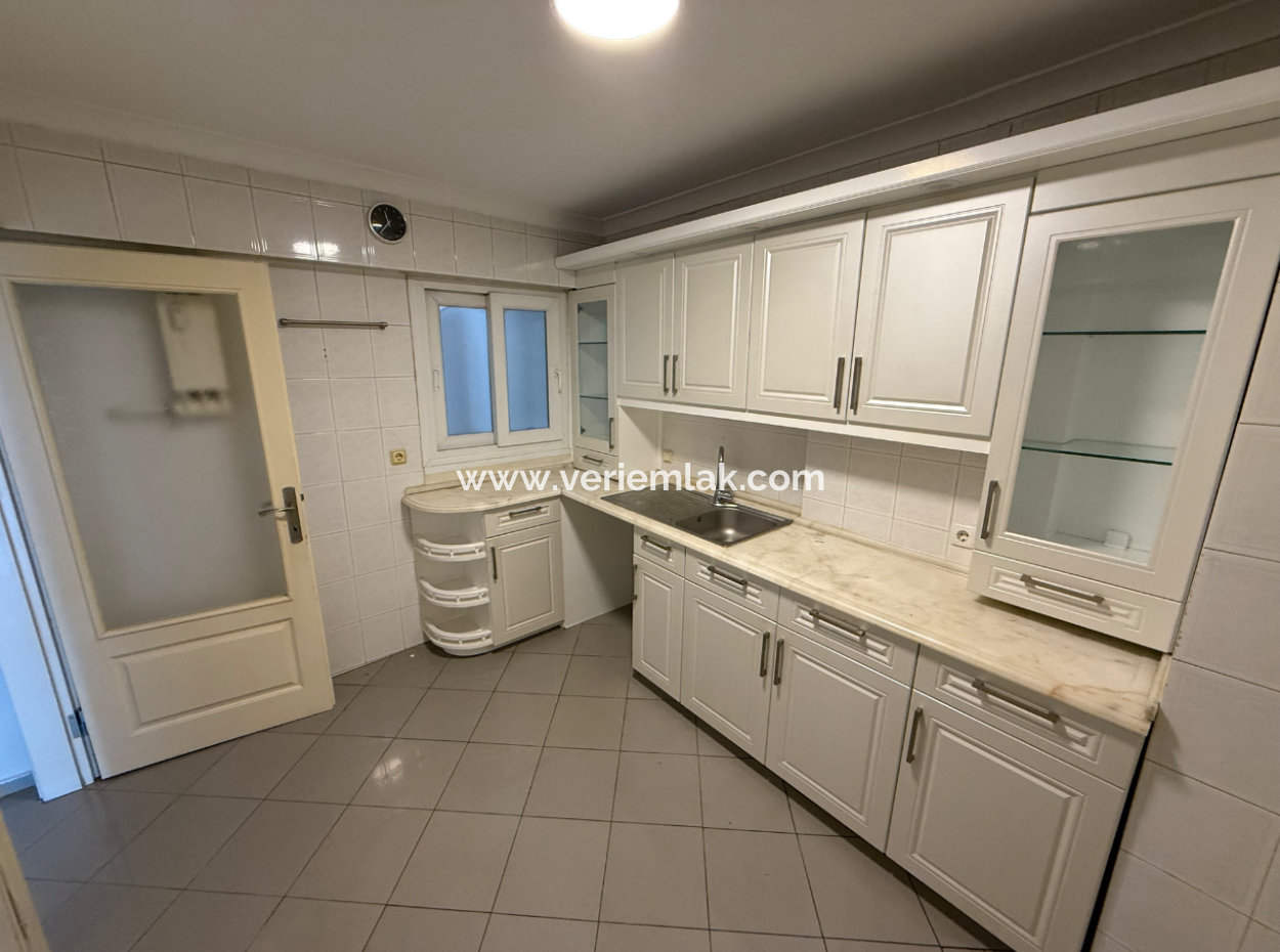 3 1 Kiler 150 M2 Arakat Mansion Apartment In Küçükyali Quarantine Square