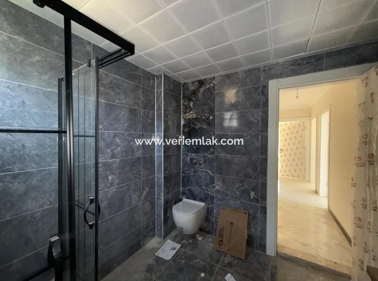 Comfortable And Investment Villa In The Heart Of Nature In Seferihisar Camikebir