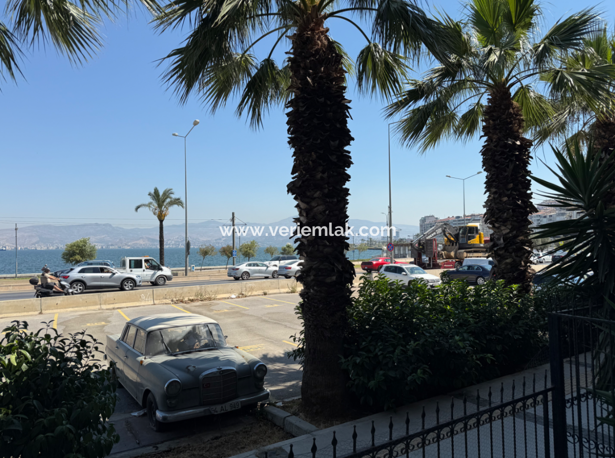 Cost-Free Mansion Apartment Opposite Historical Elevator In Mithatpaşa