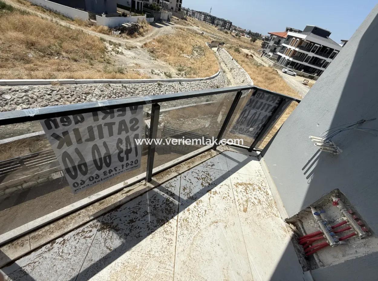 Luxury And Modern 1 1 Apartment In Seferihisar Çolakibrahimbey Neighborhood