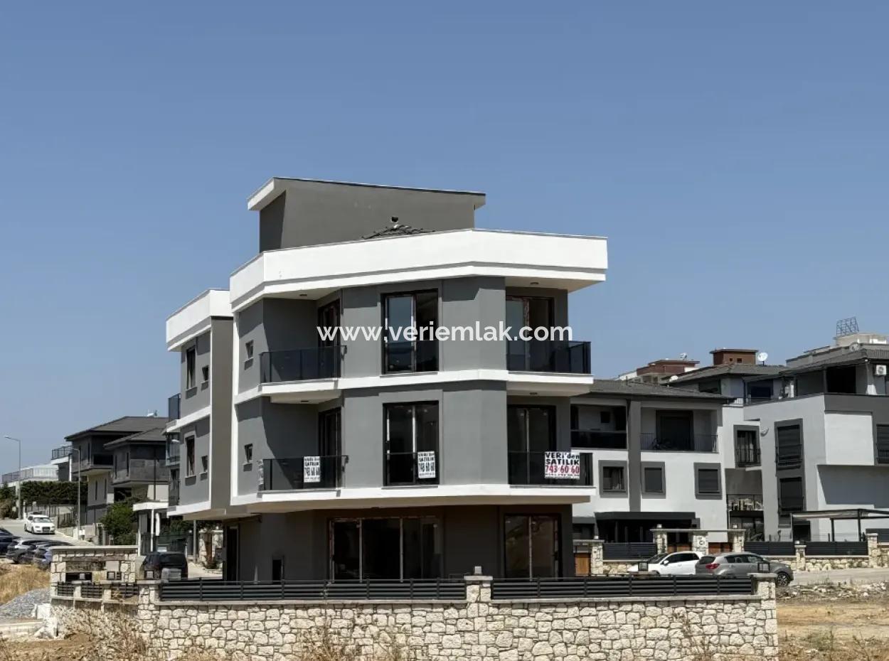 Luxury And Modern 1 1 Apartment In Seferihisar Çolakibrahimbey Neighborhood