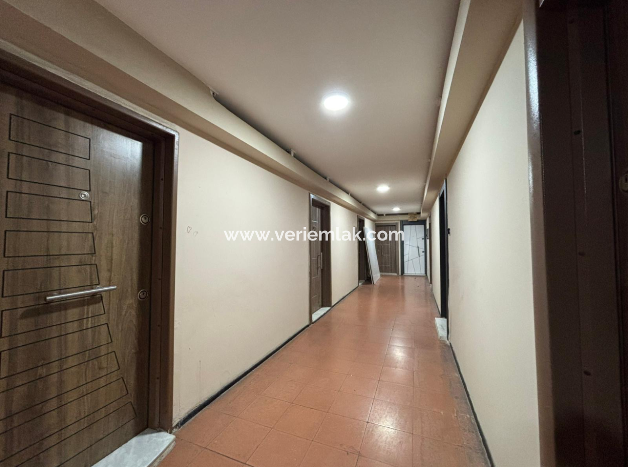 Near Konak Municipality Building 40M2 Studio Rental Office / Office!