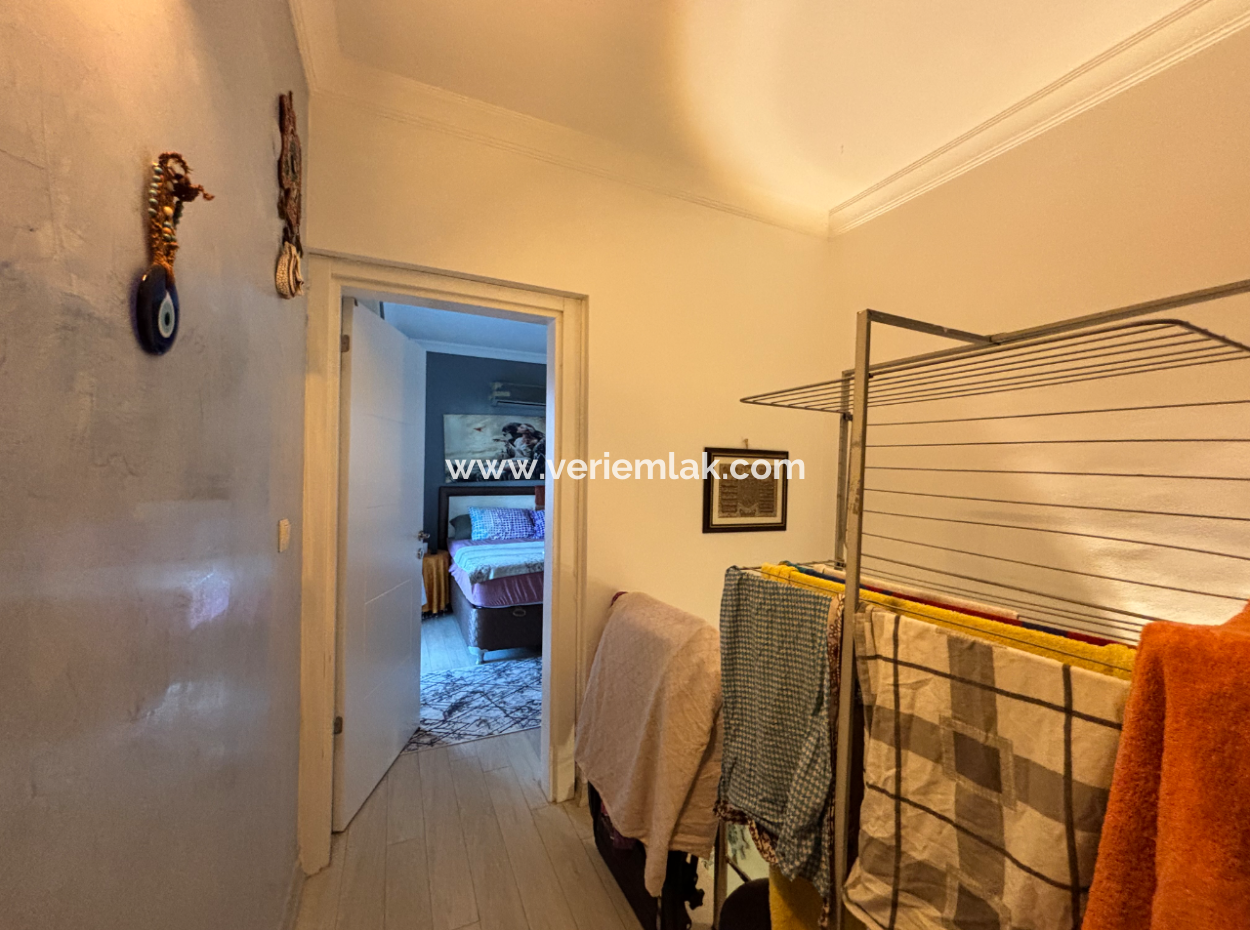 Comfortable Duplex Apartment For Sale In Seferihisar Hidirlik Neighborhood