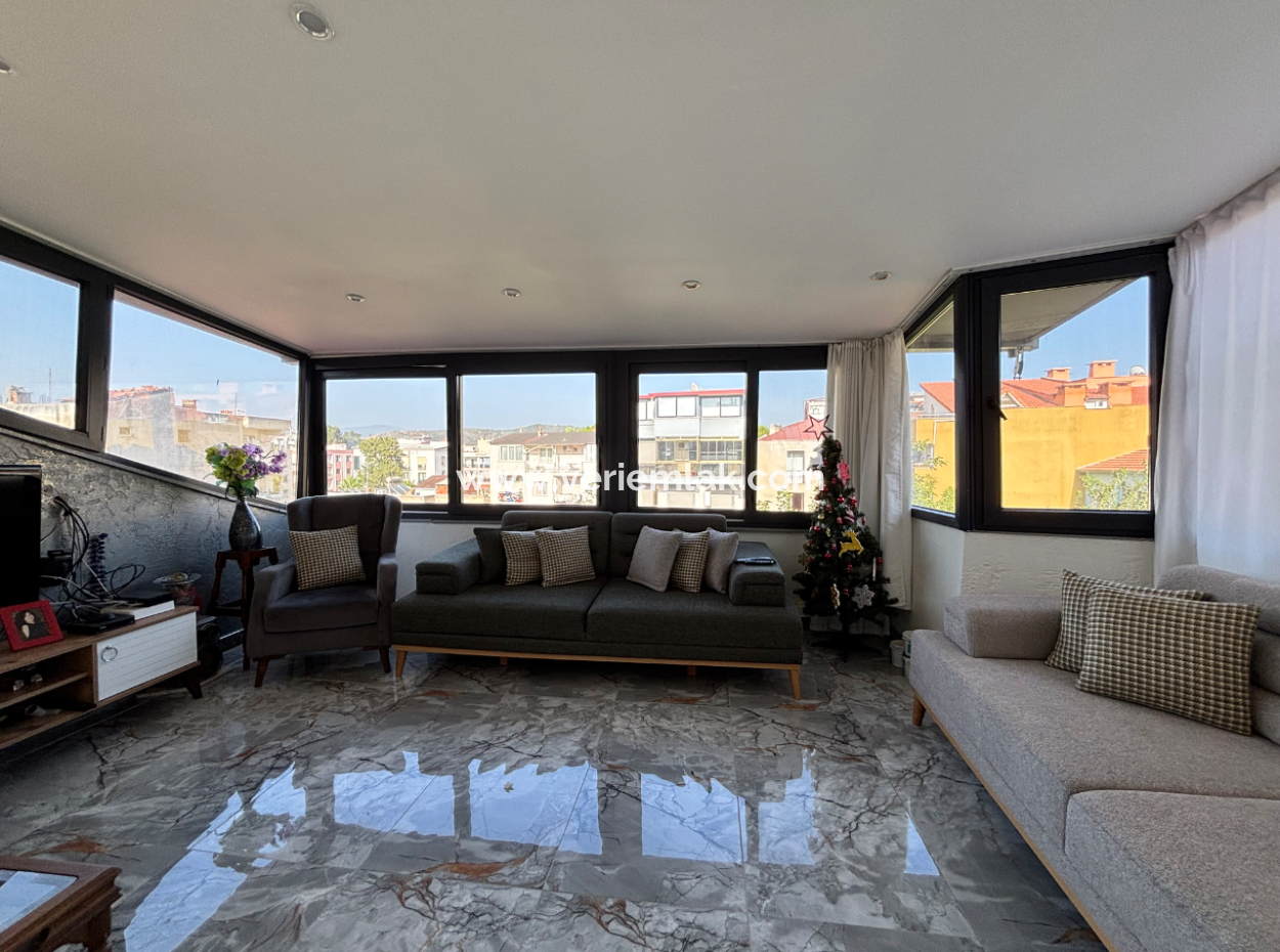 Comfortable Duplex Apartment For Sale In Seferihisar Hidirlik Neighborhood