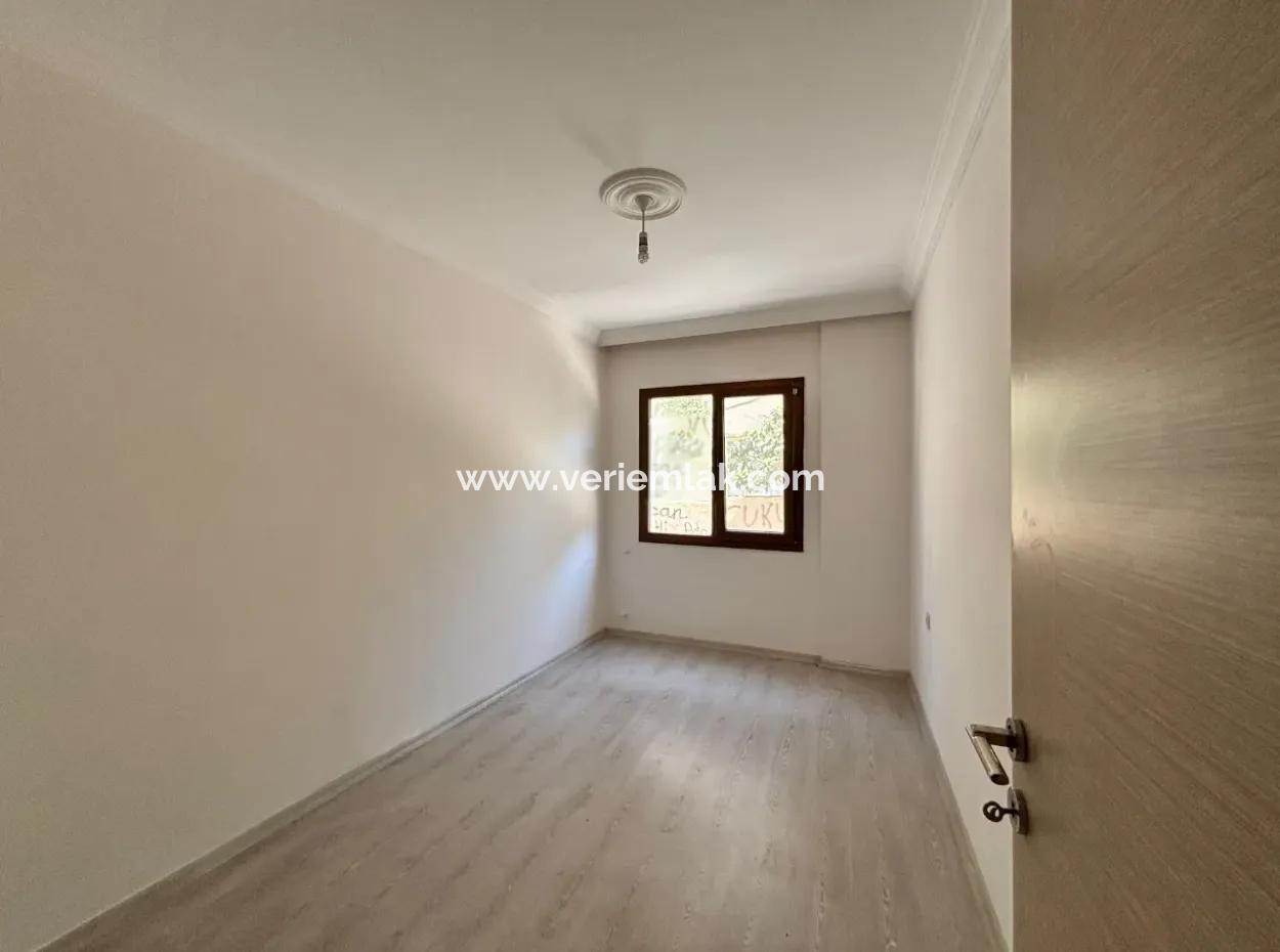 High Entrance In Seferihisar Çolakibrahim Bey Neighborhood 3 1 Spacious Apartment For Sale