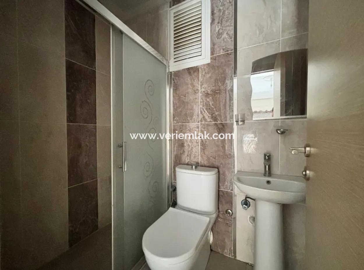 High Entrance In Seferihisar Çolakibrahim Bey Neighborhood 3 1 Spacious Apartment For Sale