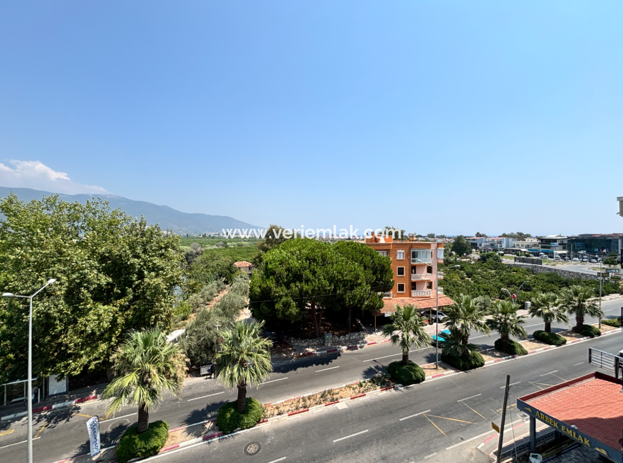 3 1 1 Furnished Apartment For Sale 130 M2 With En-Suite Bathroom In Gümüldür Bazaar