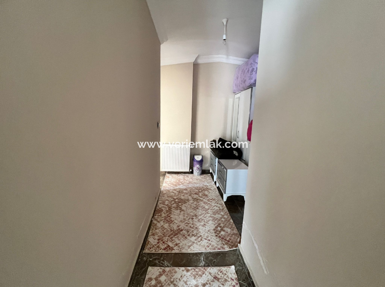 2 1 Indoor Kitchen Apartment For Sale In Seferihisar Çolakibrahim Bey