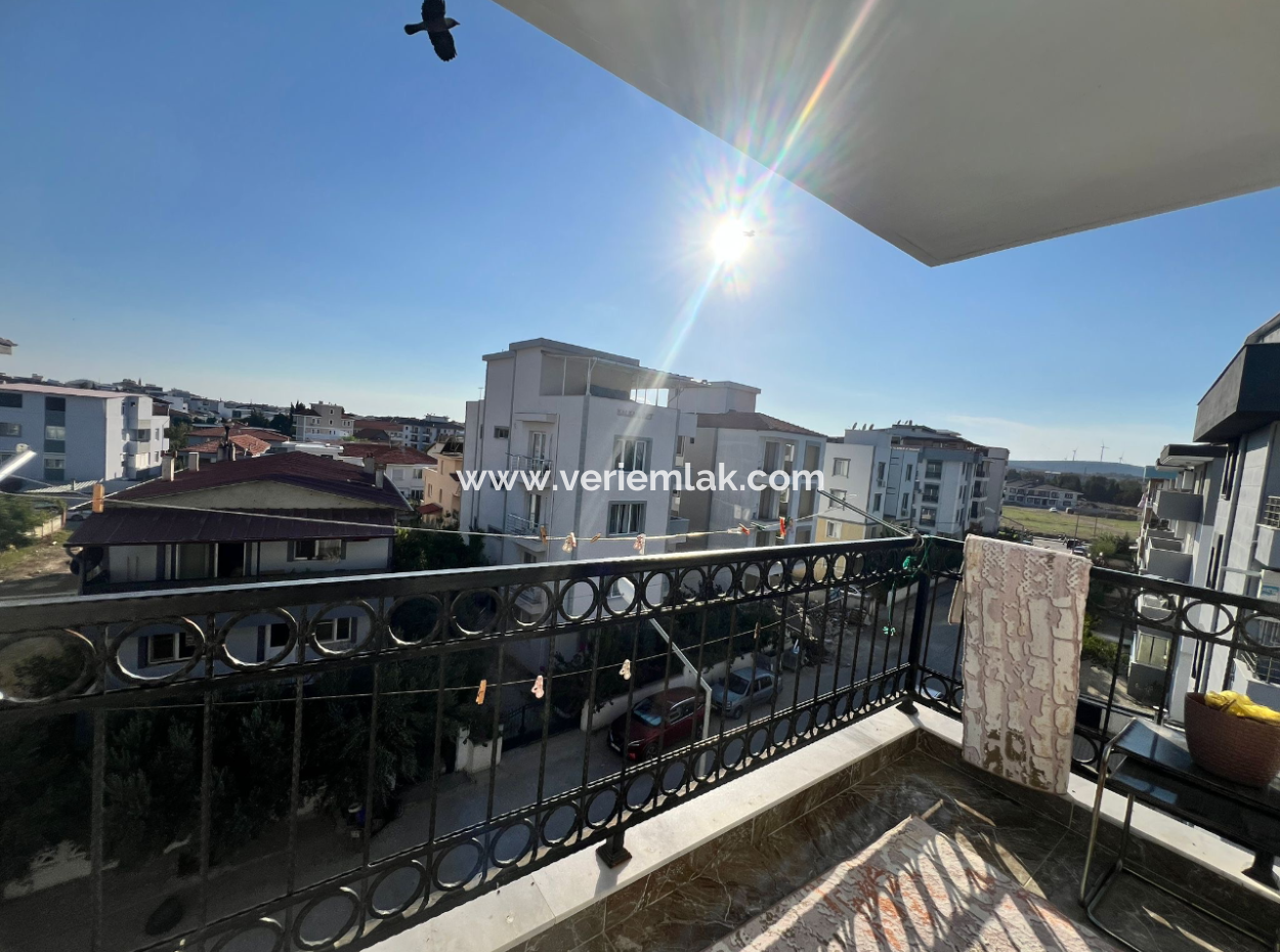 2 1 Indoor Kitchen Apartment For Sale In Seferihisar Çolakibrahim Bey