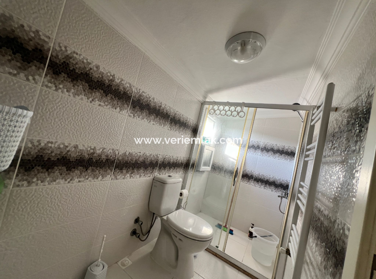 2 1 Indoor Kitchen Apartment For Sale In Seferihisar Çolakibrahim Bey