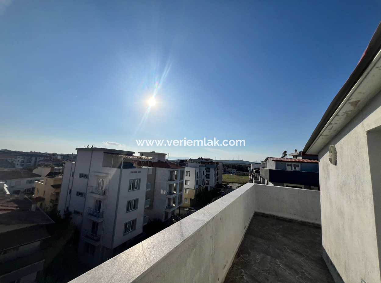 2 1 Indoor Kitchen Apartment For Sale In Seferihisar Çolakibrahim Bey