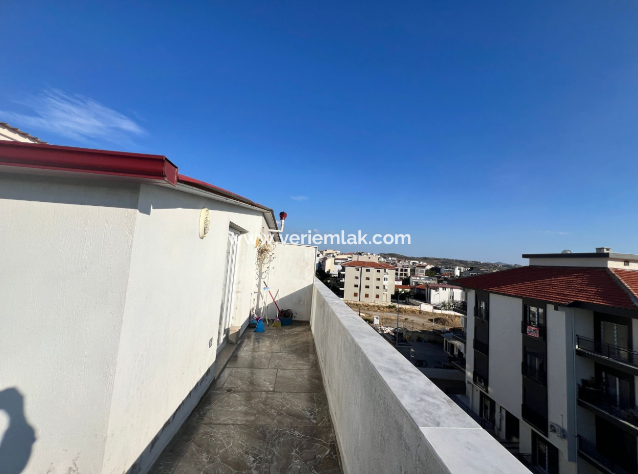 2 1 Indoor Kitchen Apartment For Sale In Seferihisar Çolakibrahim Bey