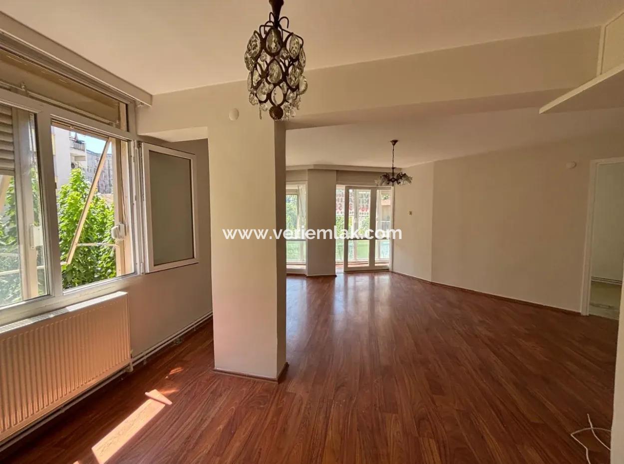 Alsancak State Hospital Opposite Corner 2Nd Floor Rental Office,Office