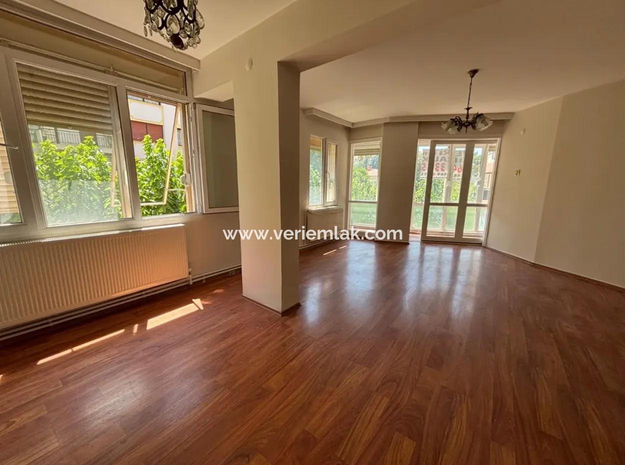Alsancak State Hospital Opposite Corner 2Nd Floor Rental Office,Office