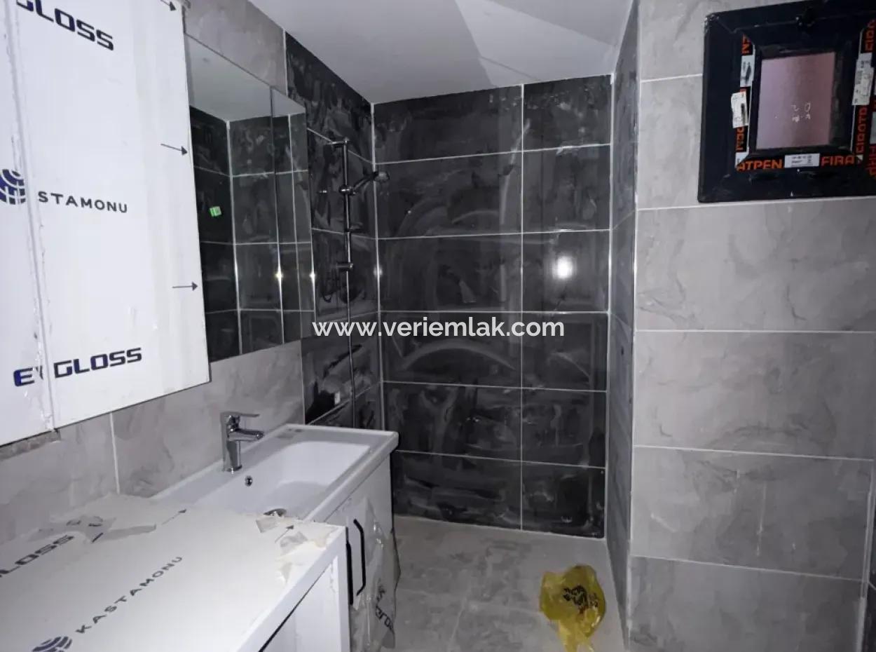 New 2 1 Apartment For Sale Near Seferihisar State Hospital, With A Wide Usage Area