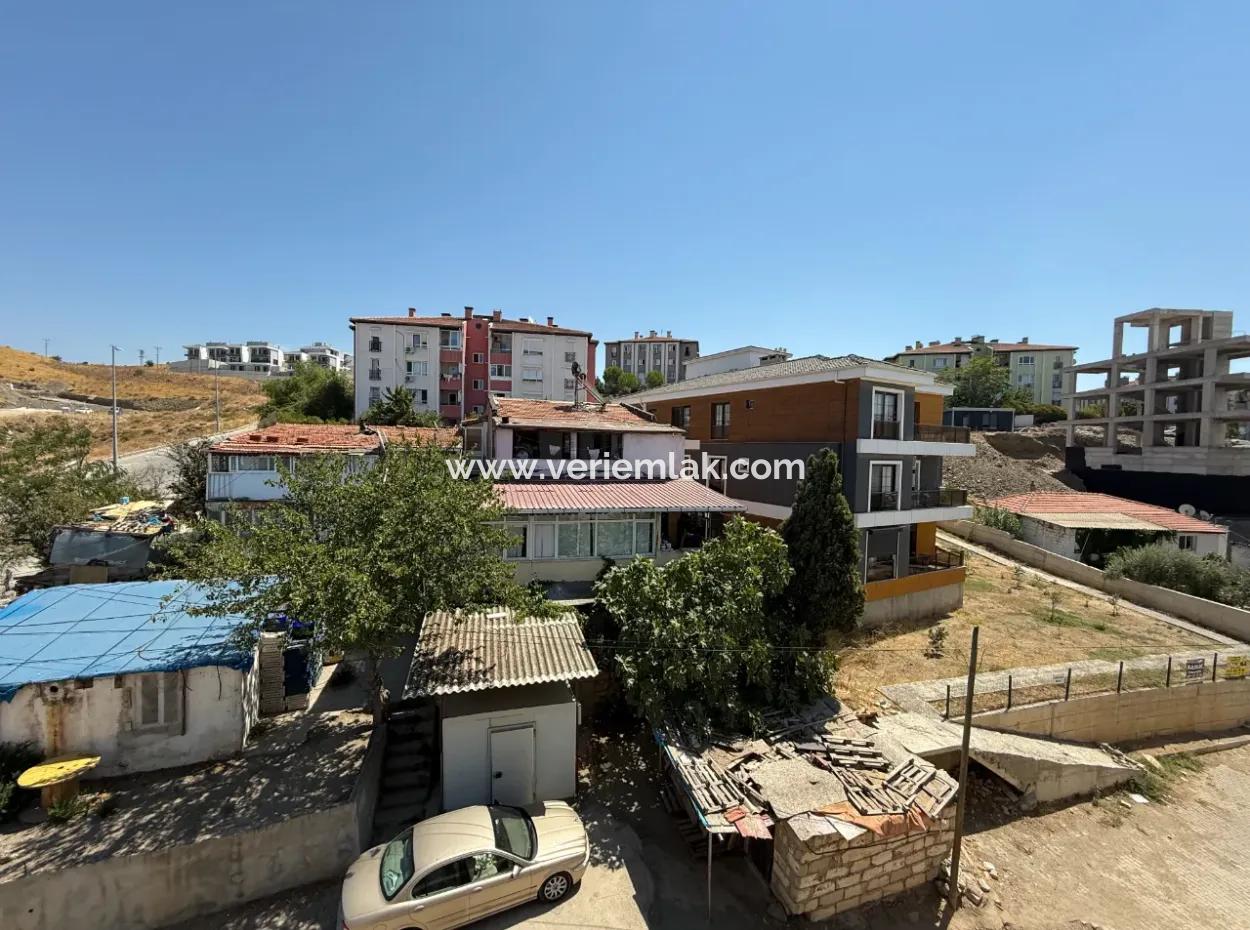 New 2 1 Apartment For Sale Near Seferihisar State Hospital, With A Wide Usage Area