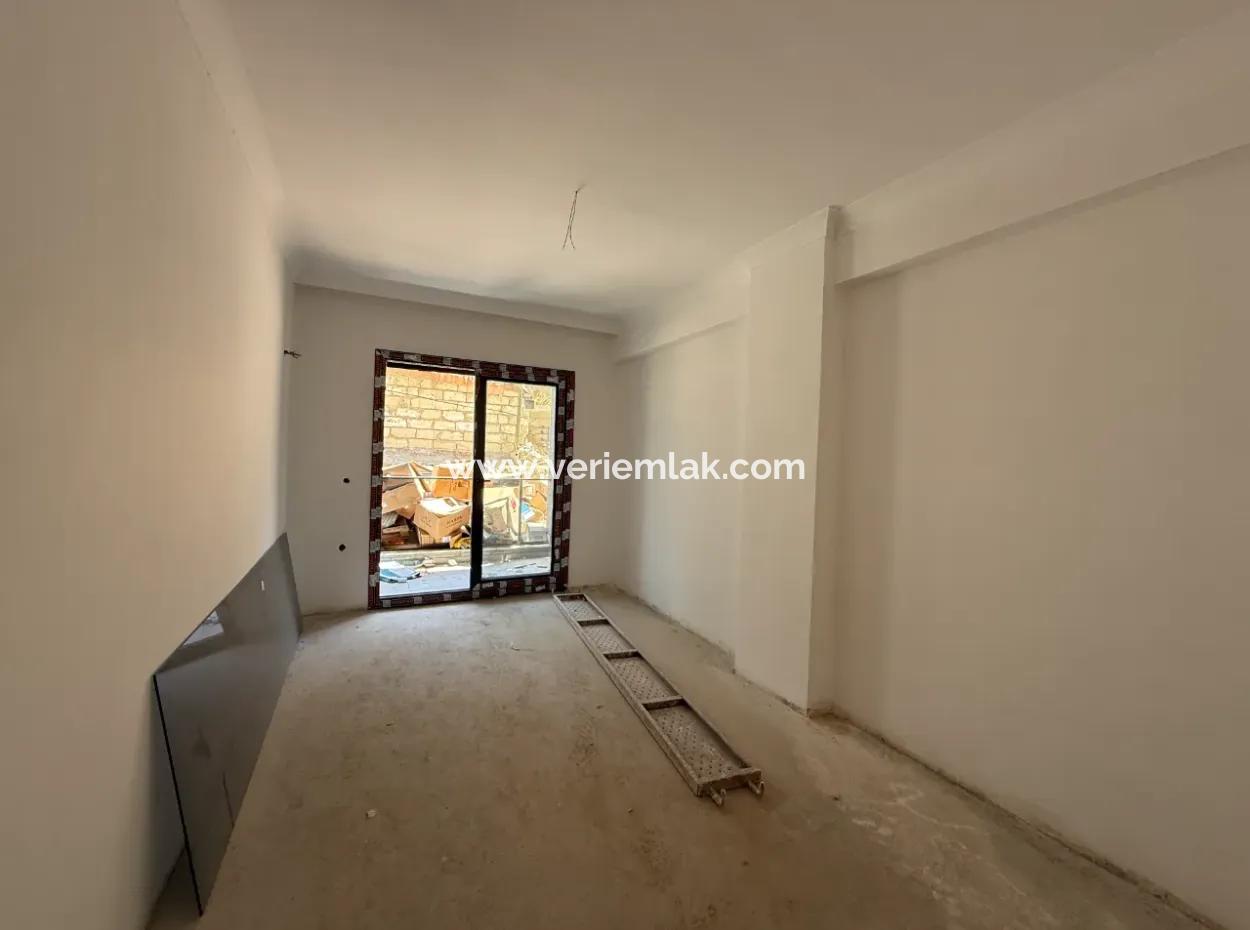 2 1 Apartment For Sale Near Seferihisar State Hospital, With Zero, Convenient Planning