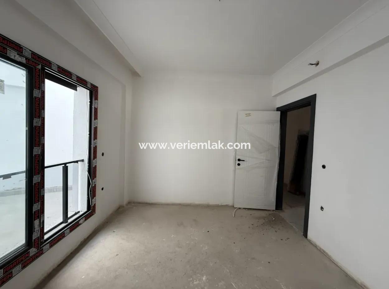 2 1 Apartment For Sale Near Seferihisar State Hospital, With Zero, Convenient Planning
