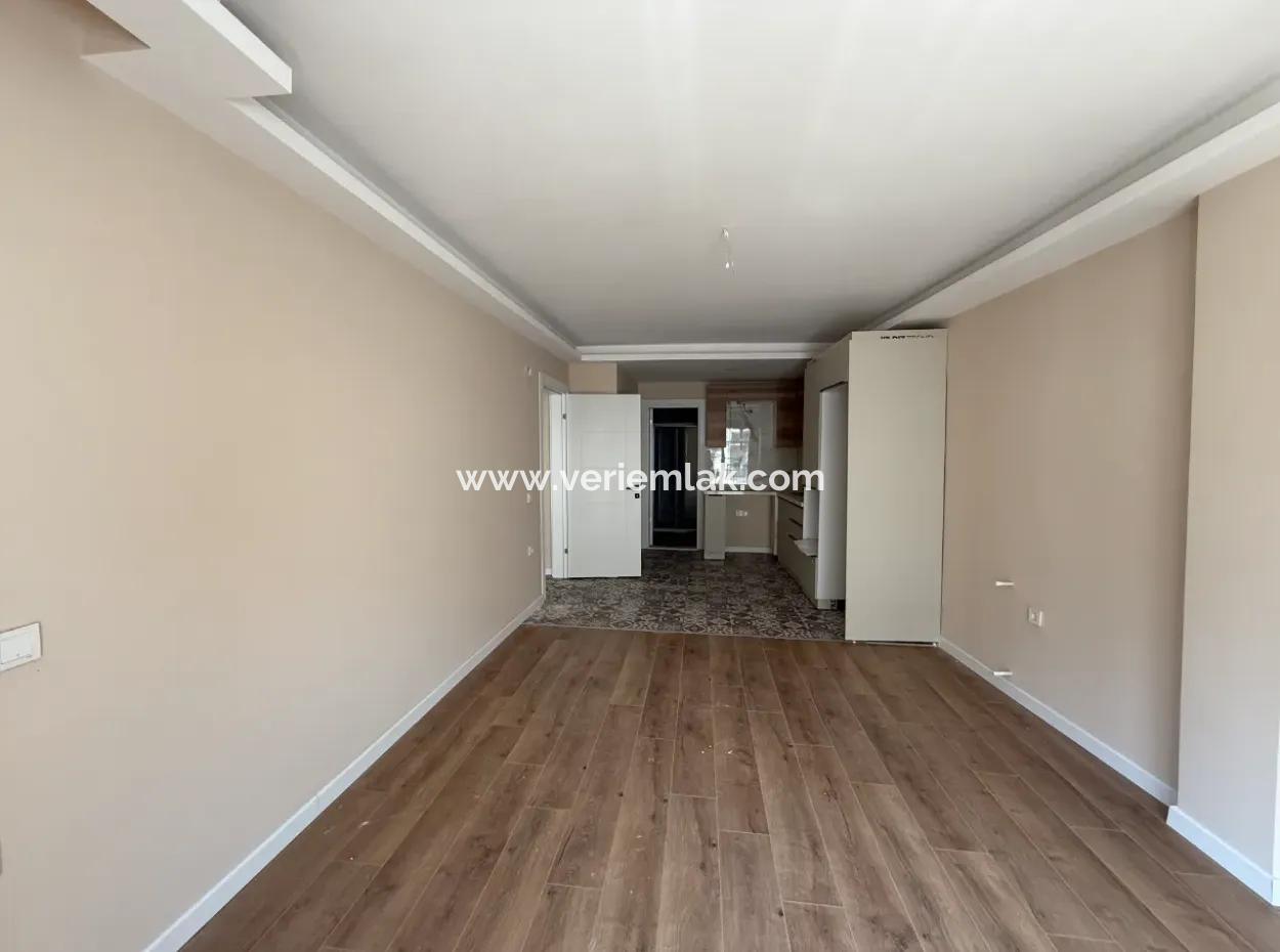 Modern And Luxurious 1 1 Apartment In Seferihisar Çolakibrahimbey!