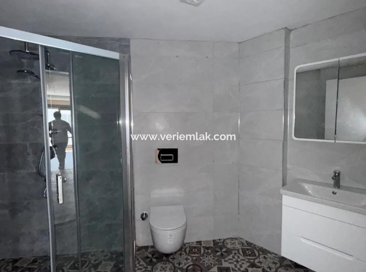 Modern And Luxurious 1 1 Apartment In Seferihisar Çolakibrahimbey!