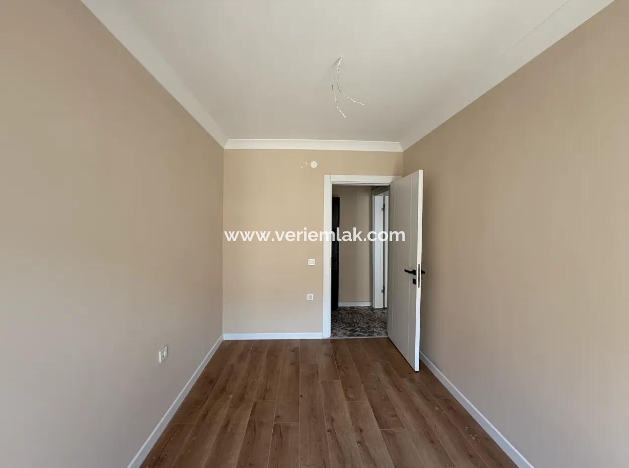 Modern And Luxurious 1 1 Apartment In Seferihisar Çolakibrahimbey!