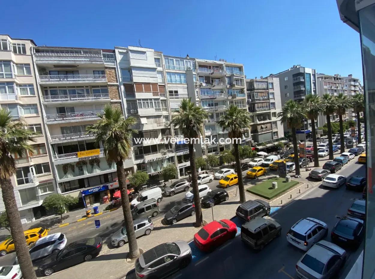 Signage Valuable Real Estate For Sale In Alsancak Gündoğdu Square
