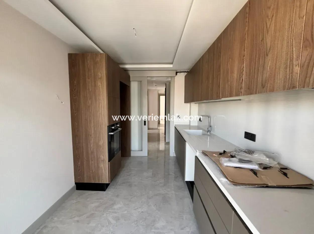 Comfortable Life In The Heart Of The Slow City In Seferihisar