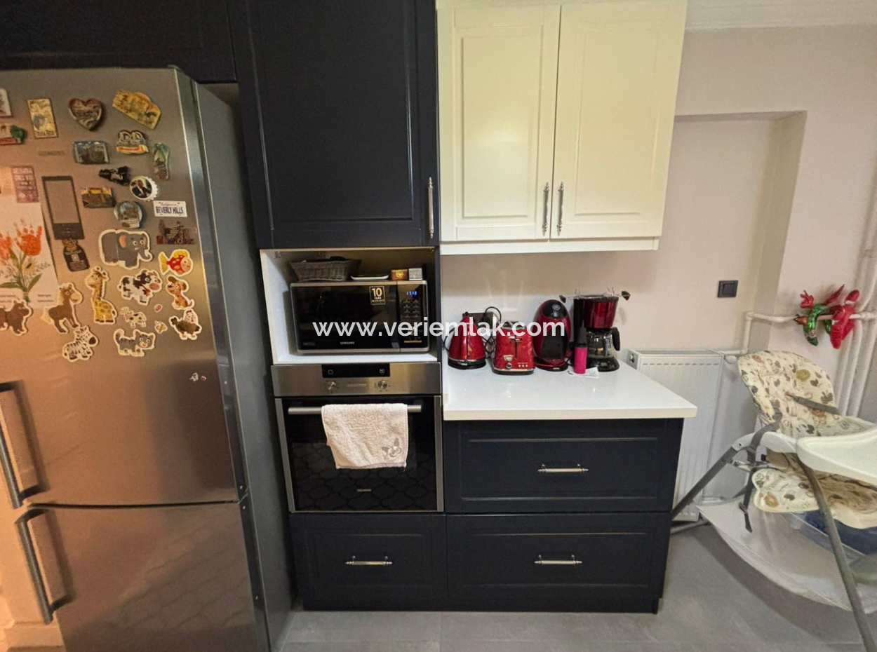 Alsancak Architect Sinanda Cost-Free 3 1 3Rd Floor Opportunity Apartment For Sale!