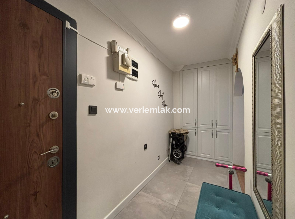 Alsancak Architect Sinanda Cost-Free 3 1 3Rd Floor Opportunity Apartment For Sale!