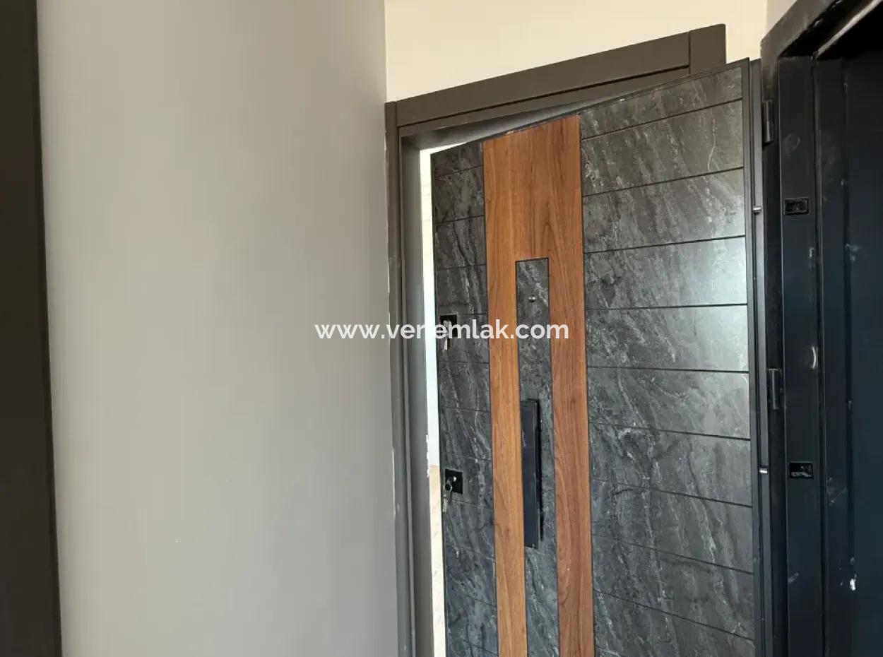 1 1 Apartment Overflowing With Sun In Seferihisar Çolakibrahim Bey