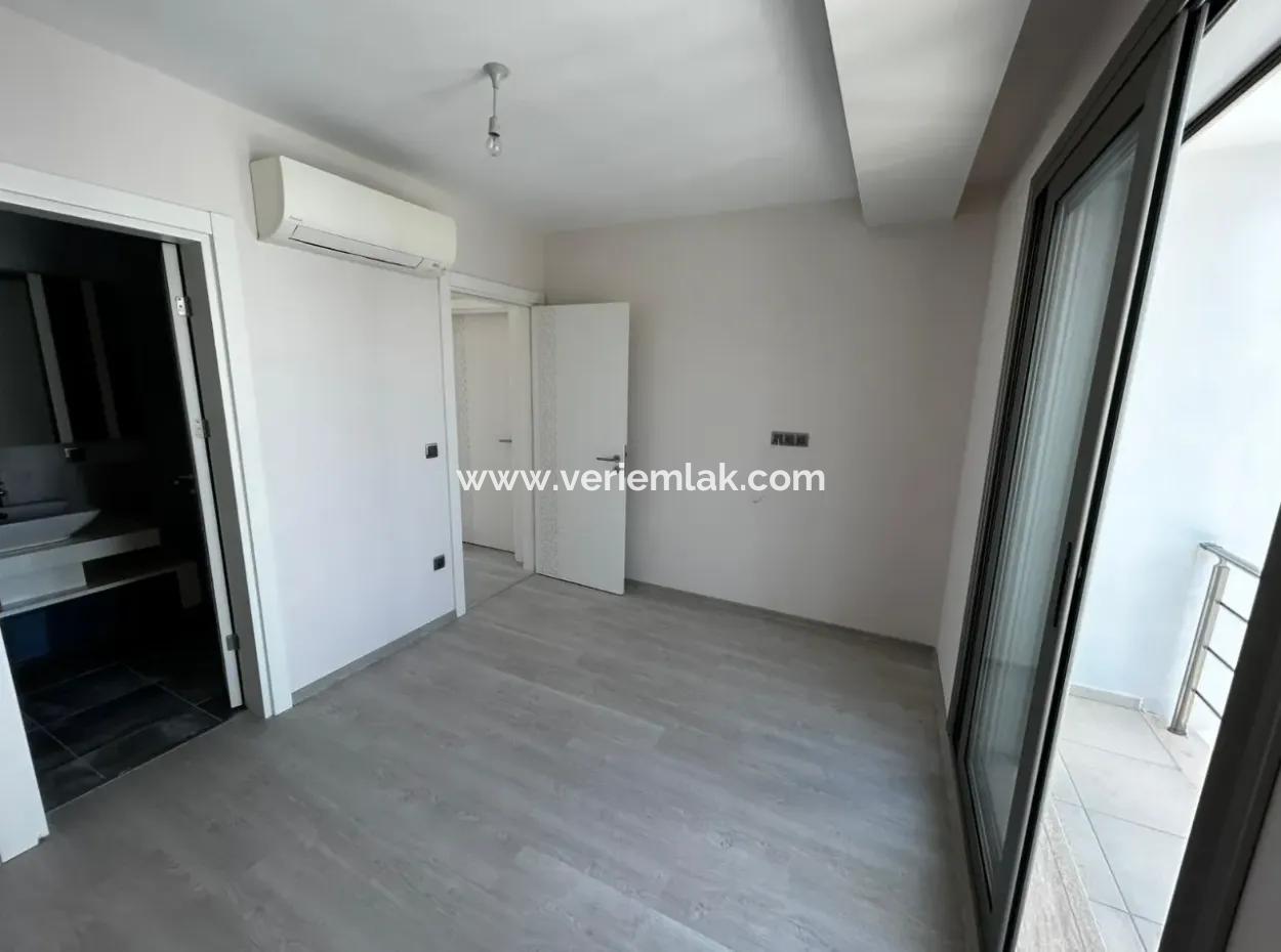 Detached Luxury Villa By The Sea In Turgutreis Yali