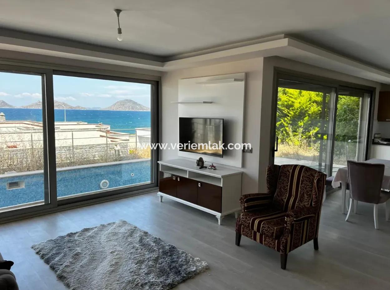 Detached Luxury Villa By The Sea In Turgutreis Yali
