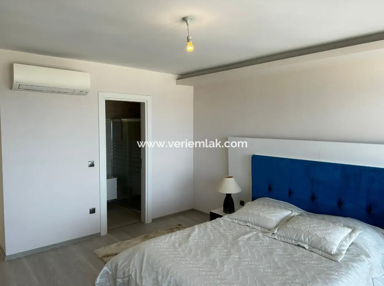 Detached Luxury Villa By The Sea In Turgutreis Yali