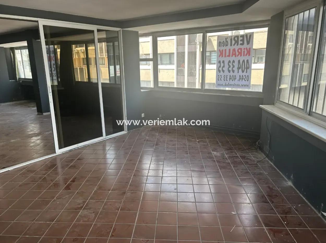 70M2 Office For Rent In A Cleanly Maintained Business Building On Hürriyet Boulevard