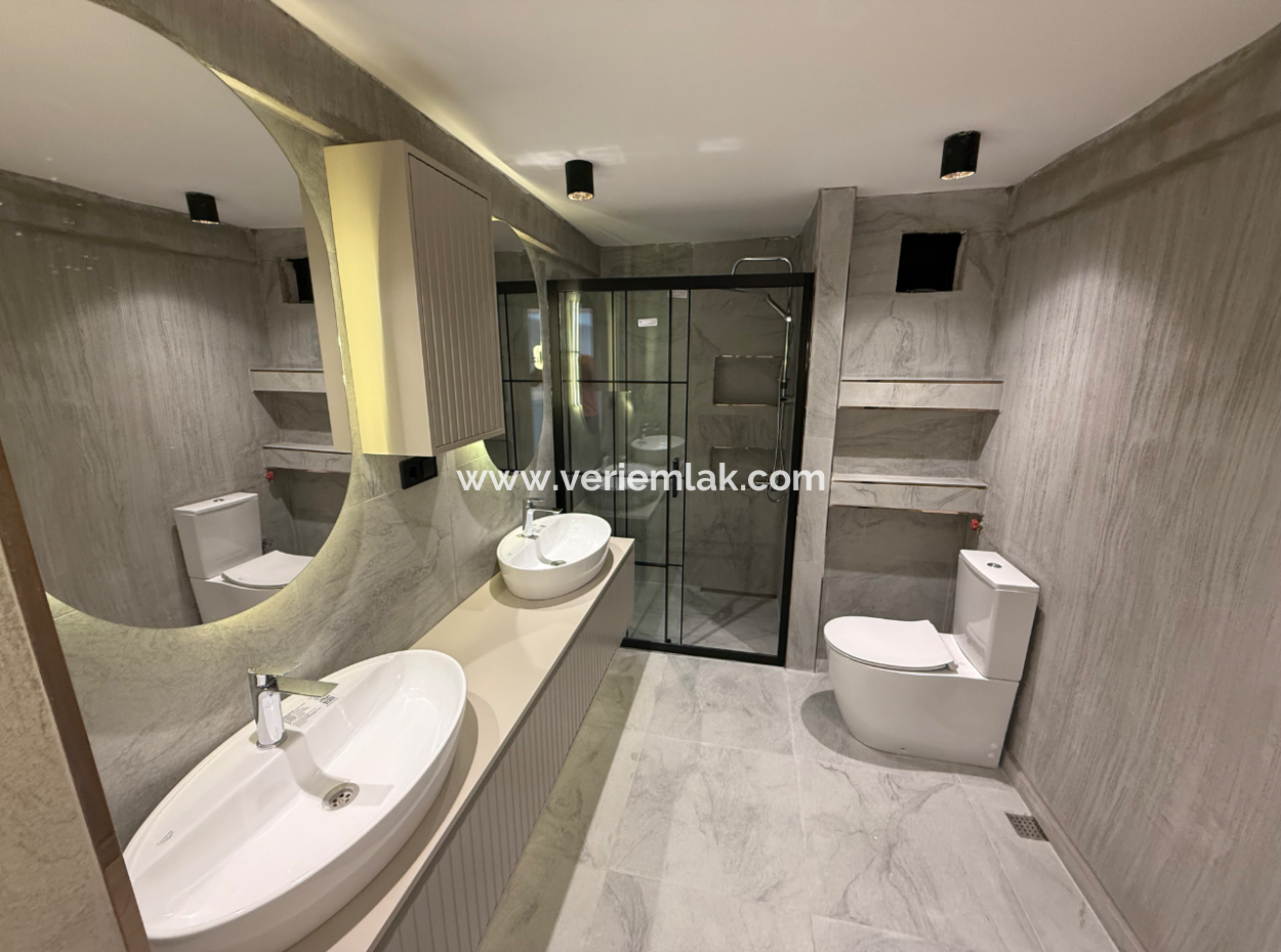 Free Of Cost On A Fully Renovated Street Near University Of Economics