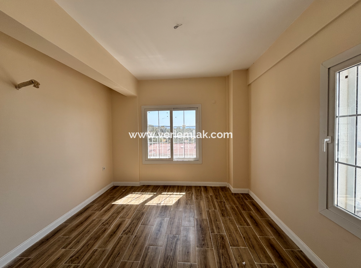 3 1 Flats For Sale In Modern Architectural Duplex In Seferihisar İhsaniye Village