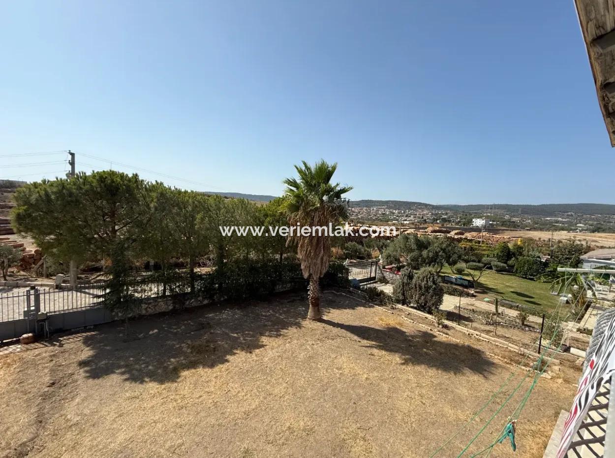Seferihisar Yeşilkent Sitesi – Detached Villa For Rent