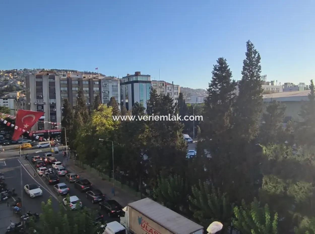 Natural Gas 3 1 Apartment With Elevator With View Of The Green Nature Of The Fair