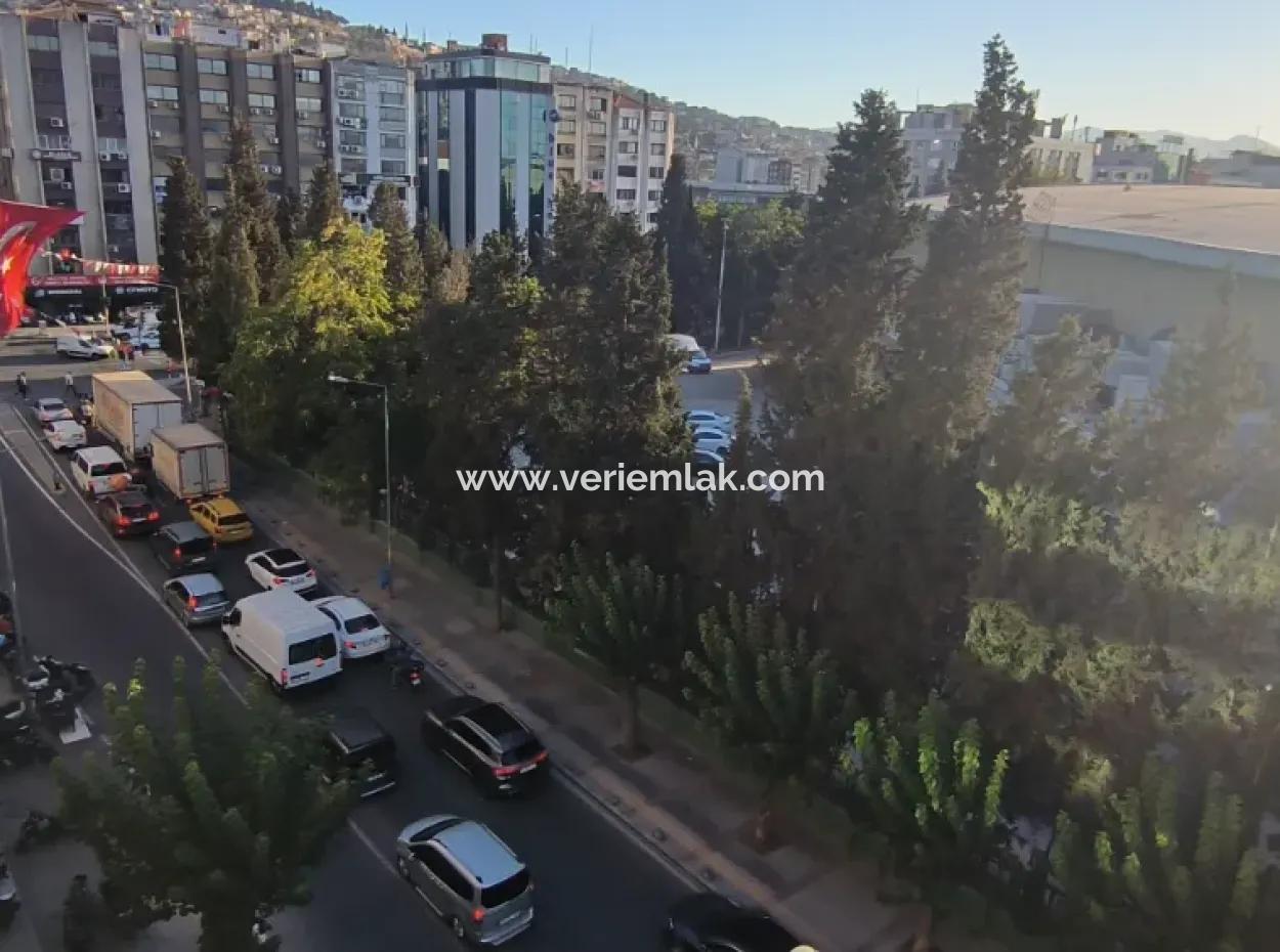 Natural Gas 3 1 Apartment With Elevator With View Of The Green Nature Of The Fair