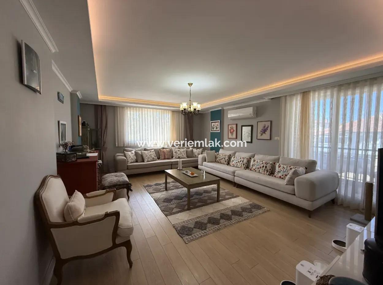 Spacious And Comfortable Apartment For Sale Near Sığacık Marina!