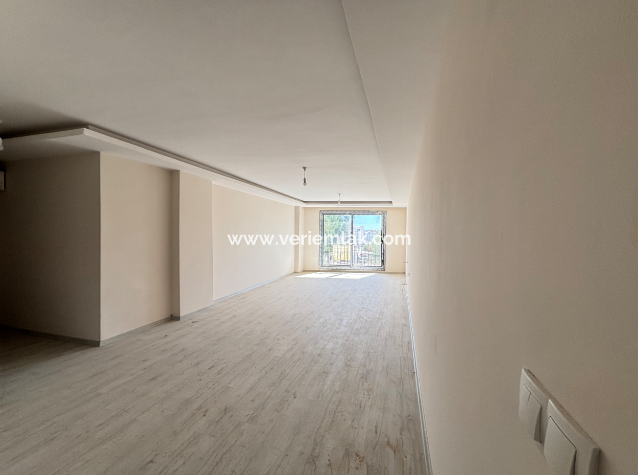 3 1, 120 M2 Apartment For Sale Near Seferihisar Courthouse