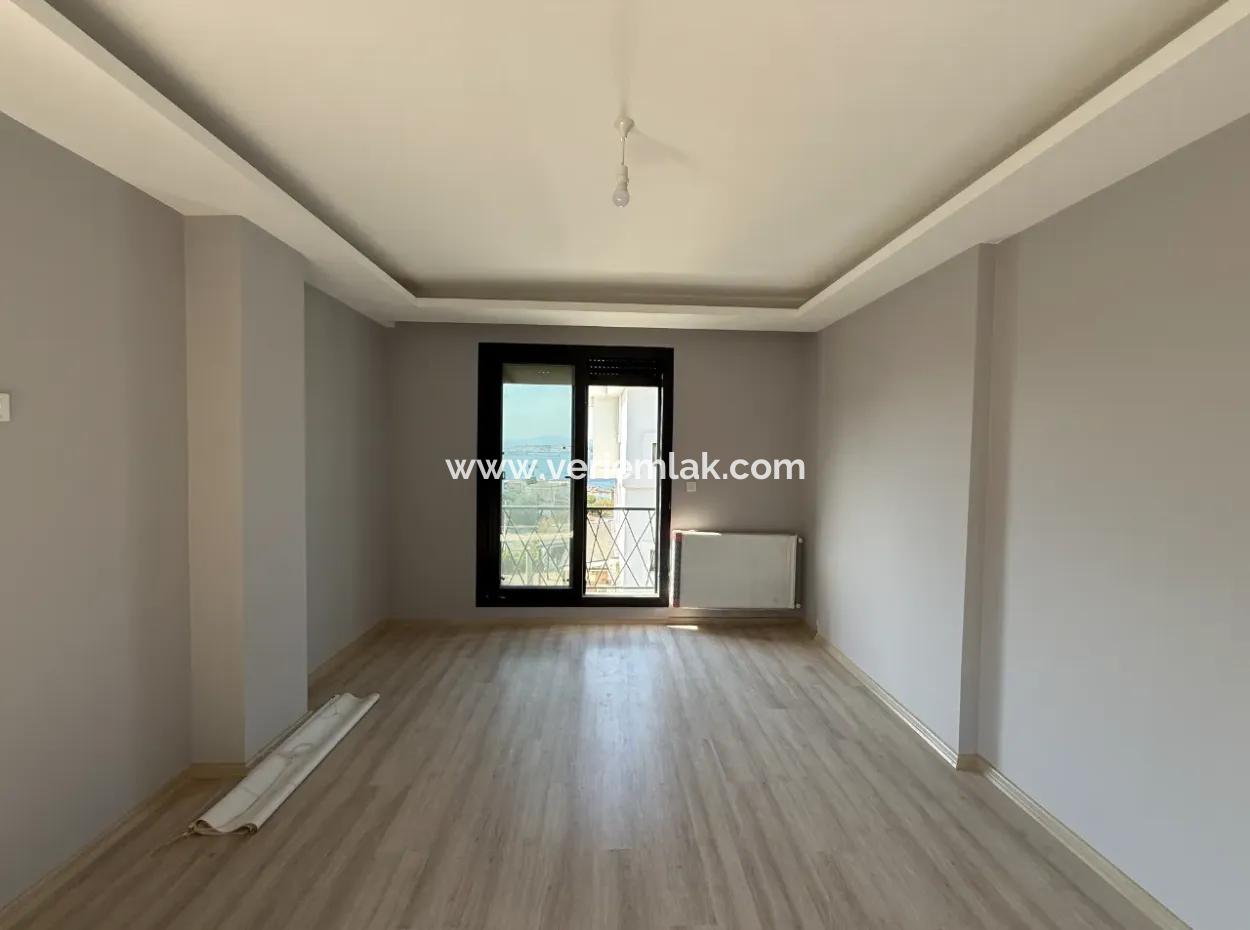 Sea View, Pool, Corner Detached Villa In Seferihisar Akarca Elmastaş