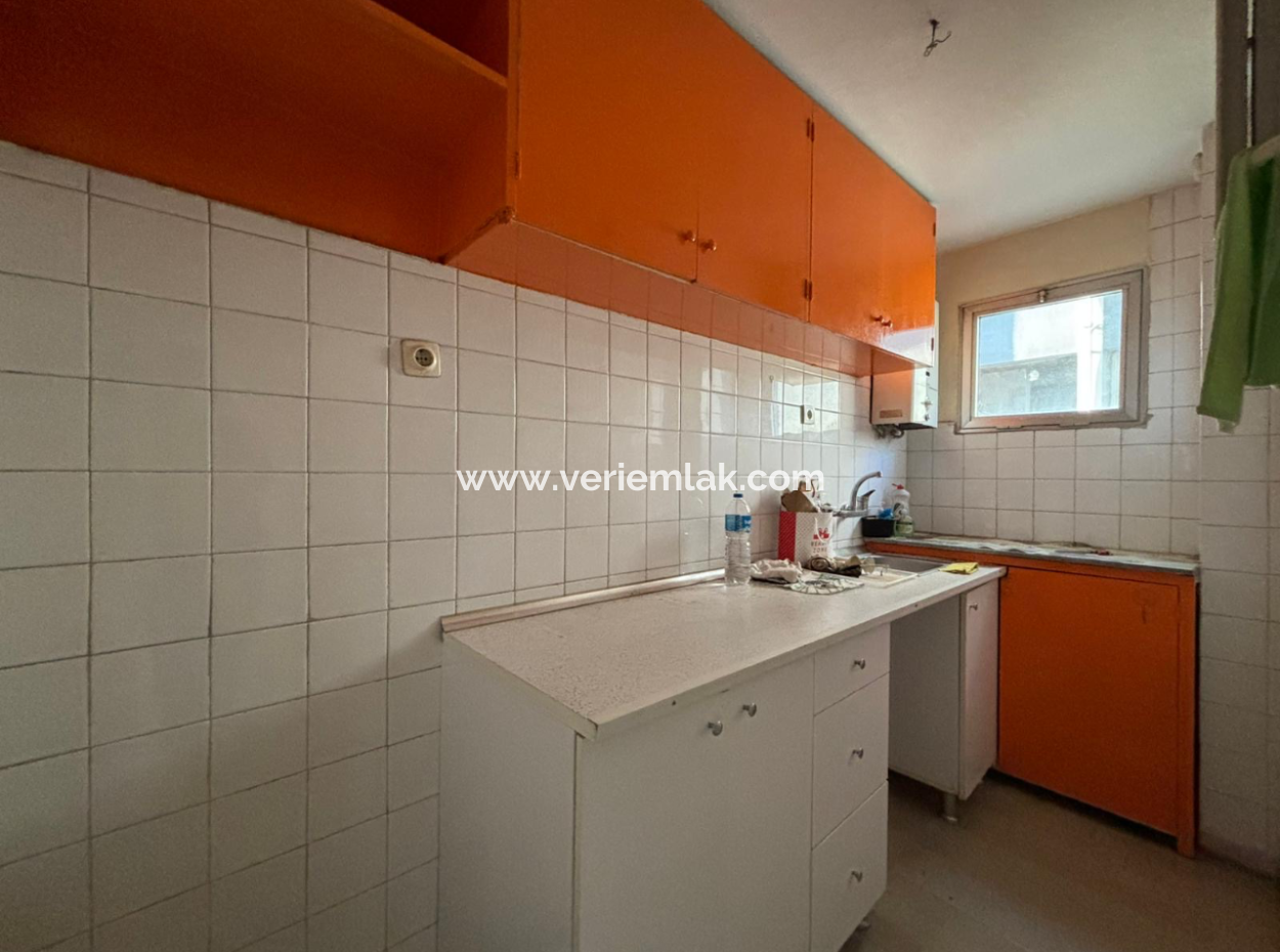1 1 Apartment For Rent With Elevator Opposite Alsancak Private Health Hospital!