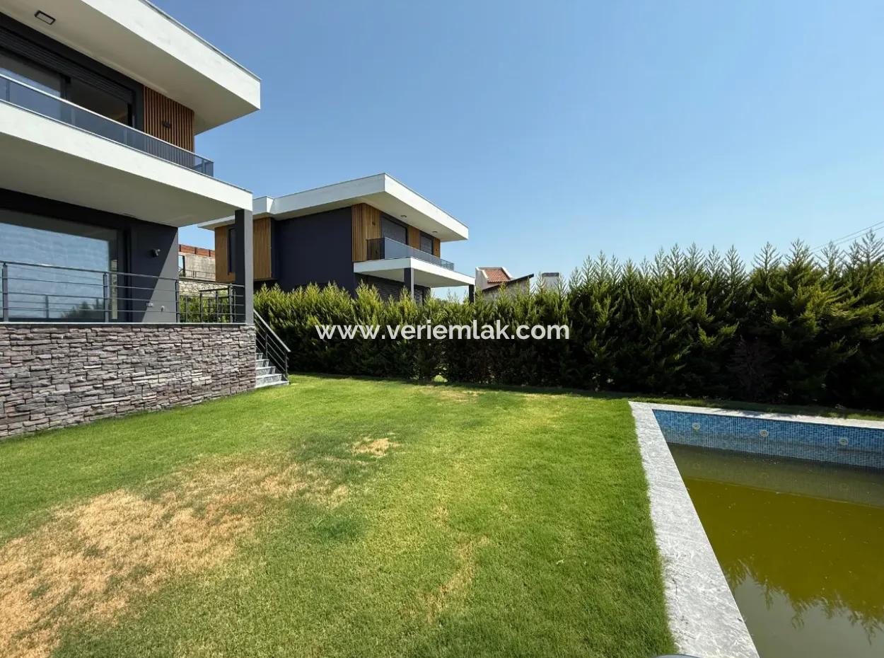 5 2 Detached Pool Villas For Sale In Urla Hekimköy Site