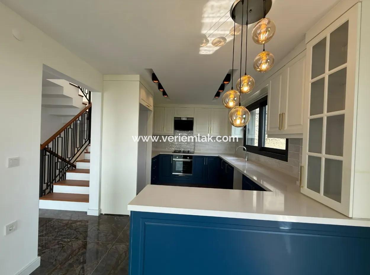 5 2 Detached Pool Villas For Sale In Urla Hekimköy Site