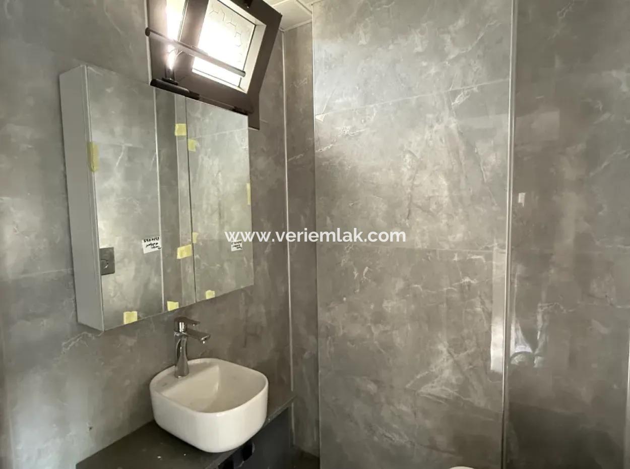 Villa With Garden Within Walking Distance To The Sea In Seferihisar Akarca