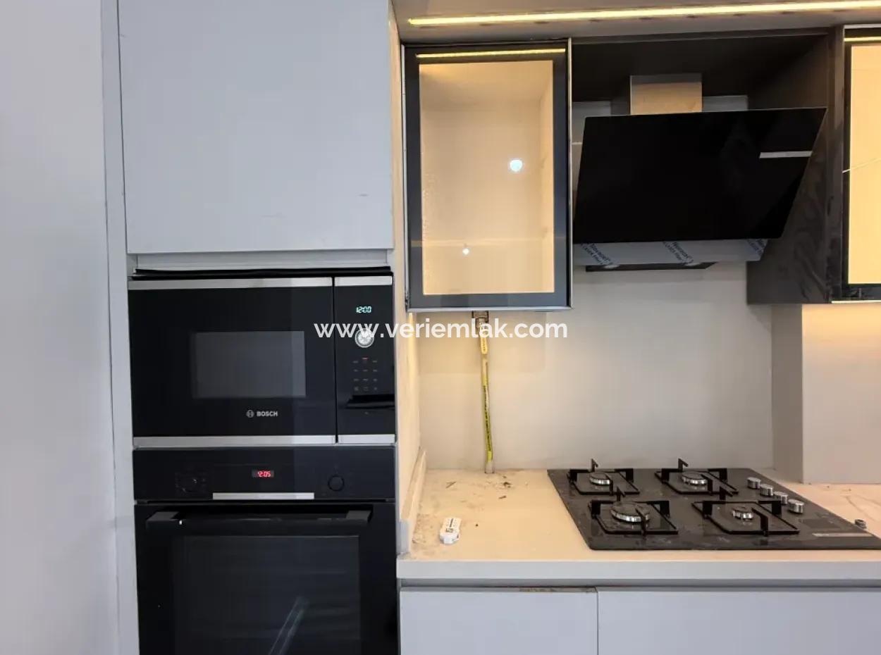 Centrally Location Villa For Sale In Seferihisar Çolakibrahimbey Neighborhood