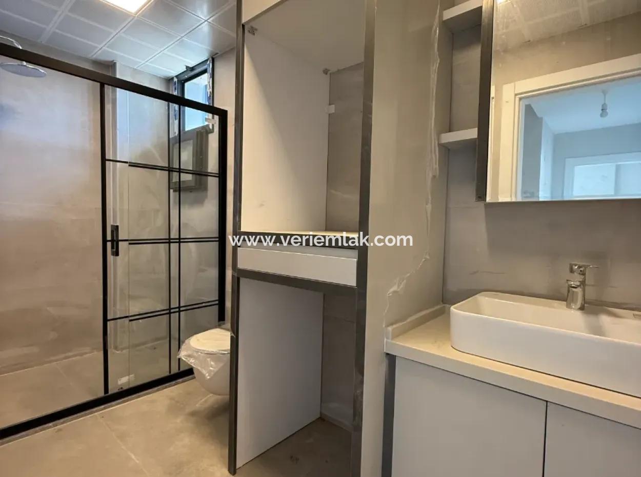 Centrally Location Villa For Sale In Seferihisar Çolakibrahimbey Neighborhood